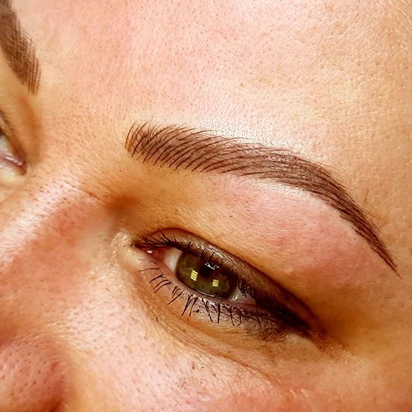 Permanent makeup brows Luton and Milton Keynes